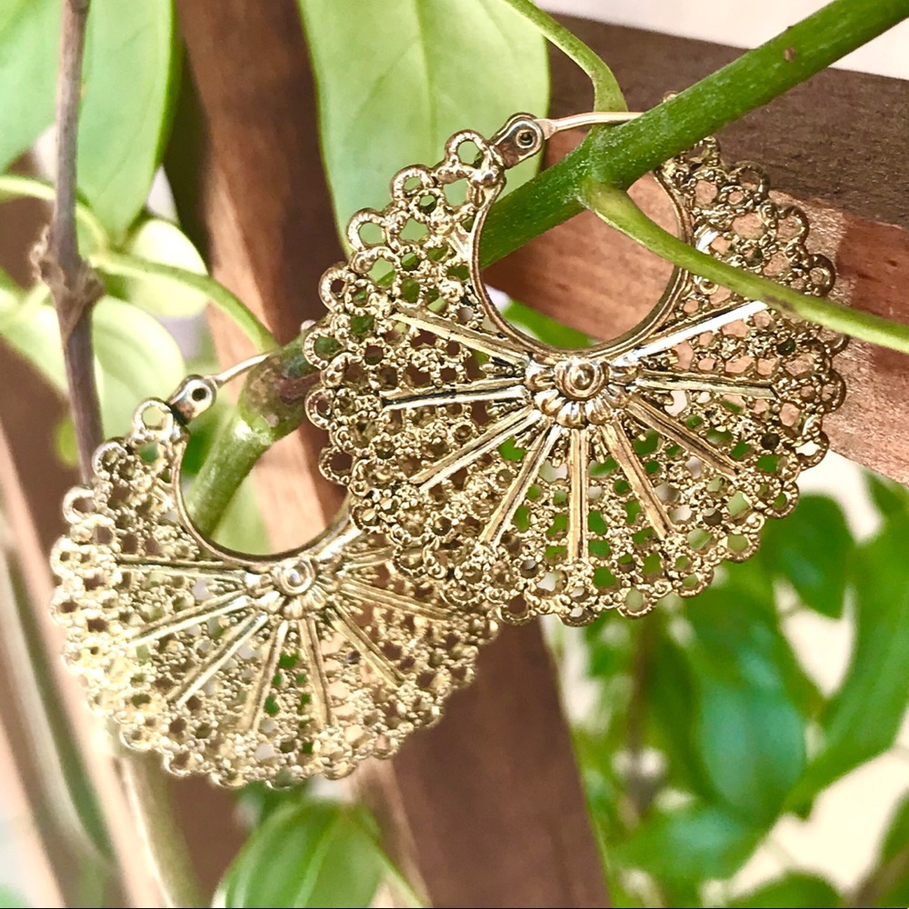 Filigree Hoop earrings